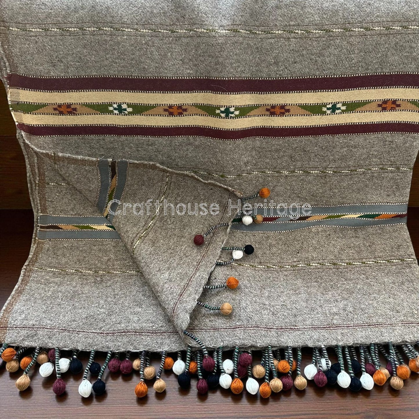 Handmade Wool Wadera Shawl for Men – Grey Color, 3 Border Balls Design