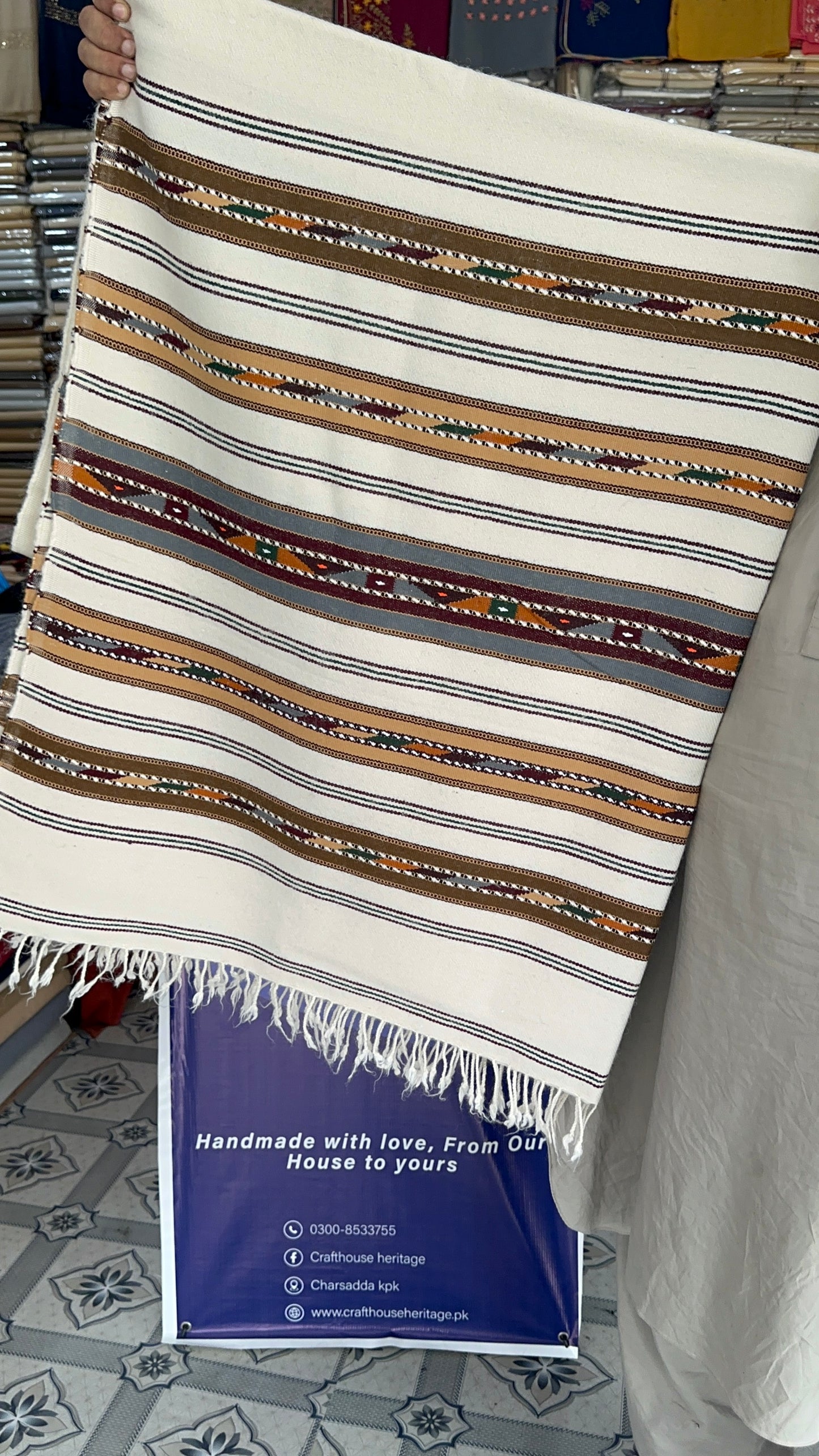 Handmade Wadhera Style Woolen Shawl for Men – Off White, 5-Border Design (1.5x3 Yards)